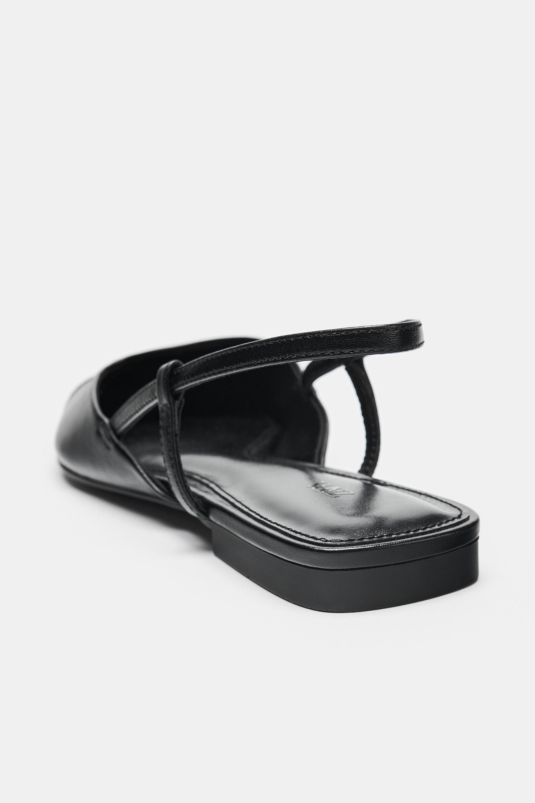 CHAUSSURES EN CUIR OUVERTES À L'ARRIÈRE
